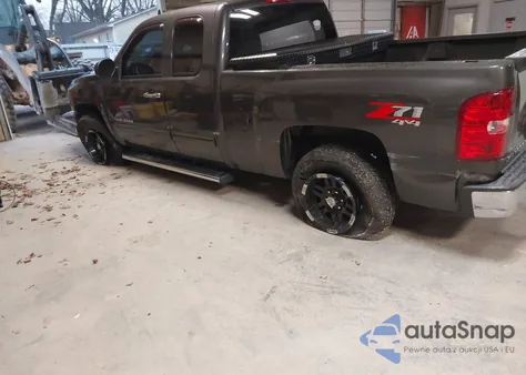 2010 Chevrolet Silverado 1500 Lt z USA, uszkodzony, nr VIN 1GCSKSE30AZ114580